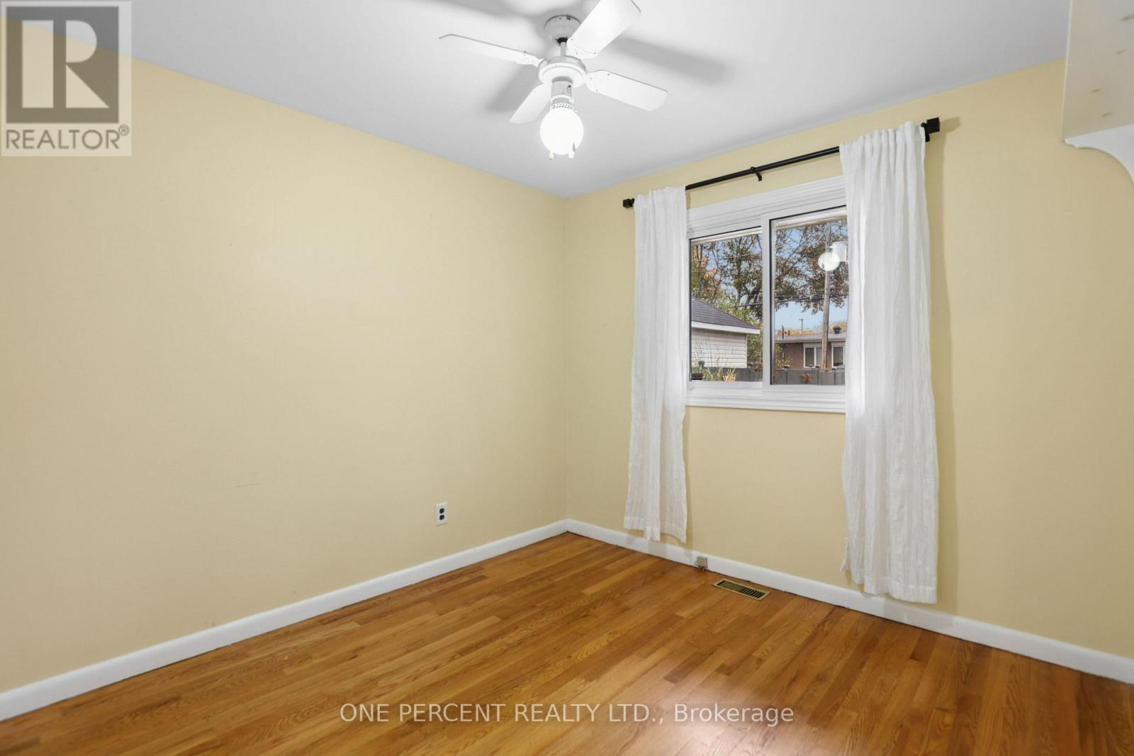 703 Trojan Avenue — photo 20