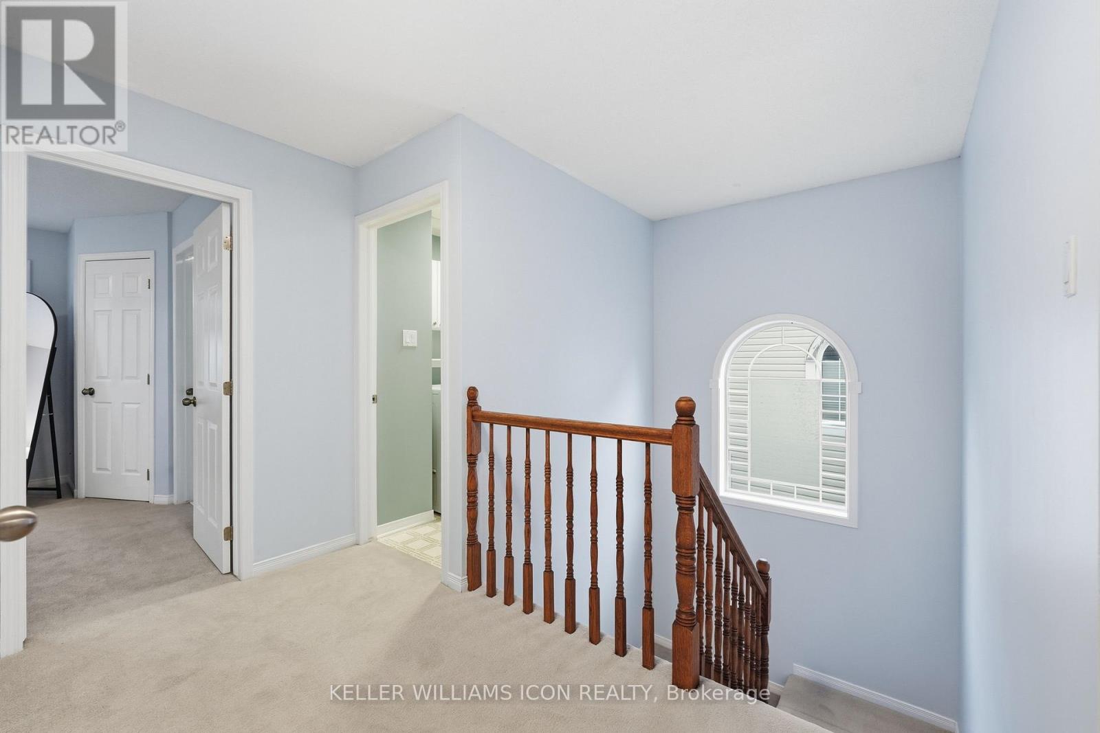 16 Hemlo Crescent — photo 33