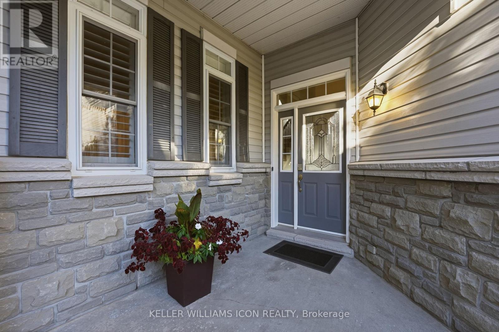 16 Hemlo Crescent — photo 7