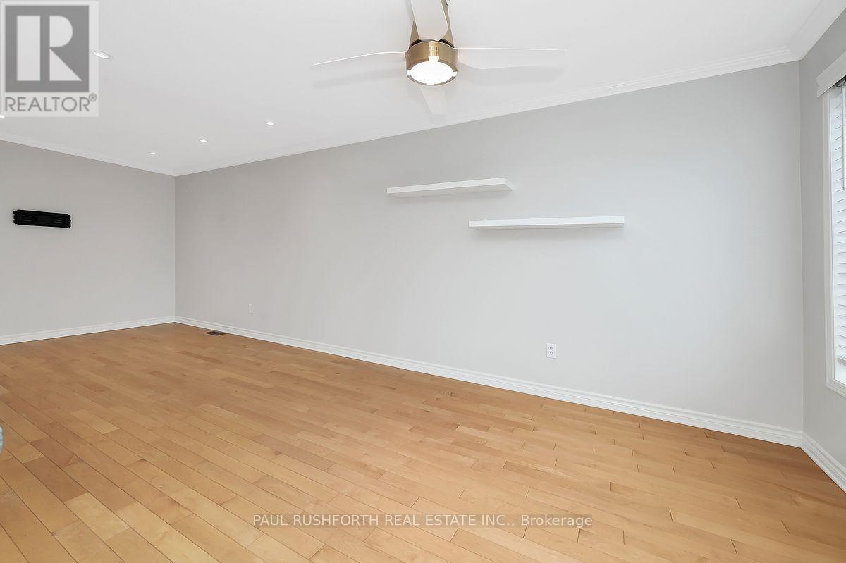 2216 Brockstone Crescent — photo 16
