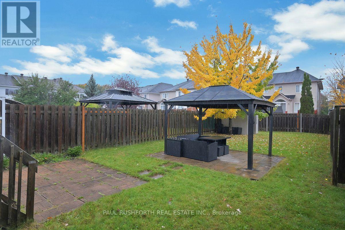 2216 Brockstone Crescent — photo 42