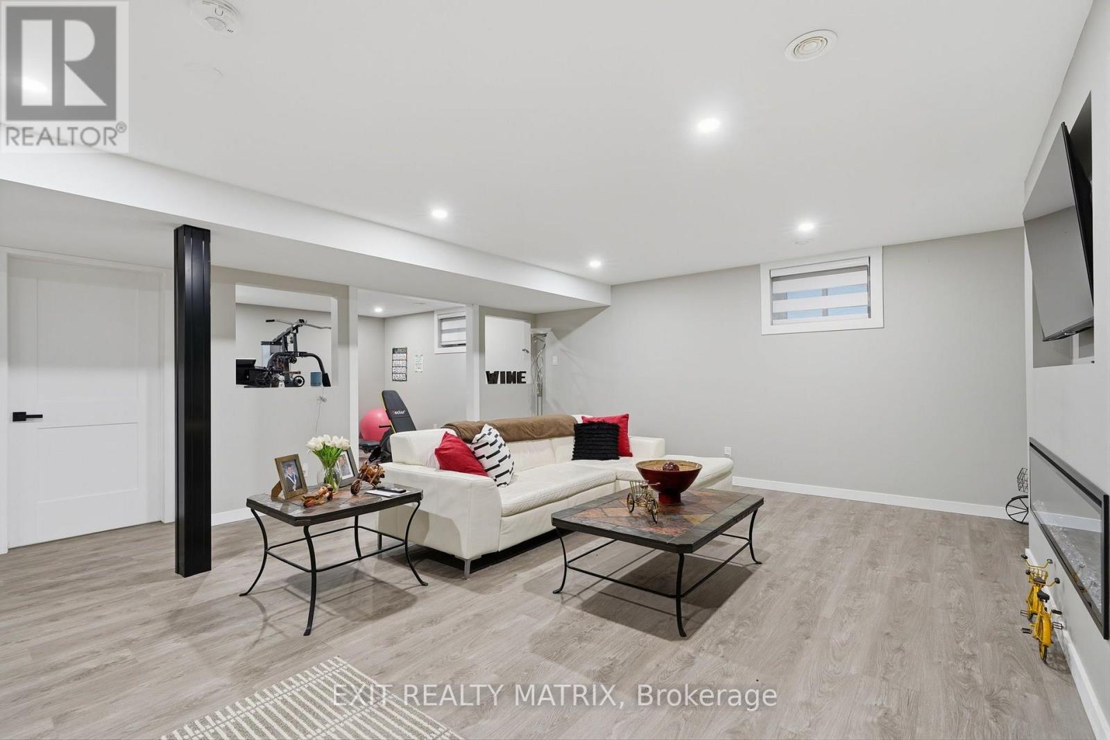 12340 FOREST ROAD - 29