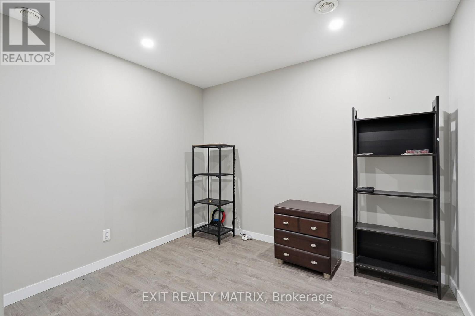12340 Forest Road — photo 32