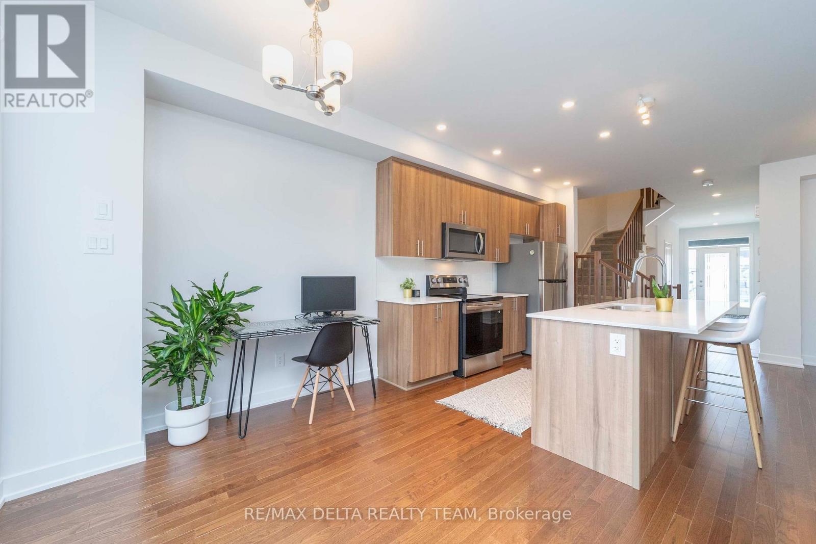 631 Knotridge Street — photo 10