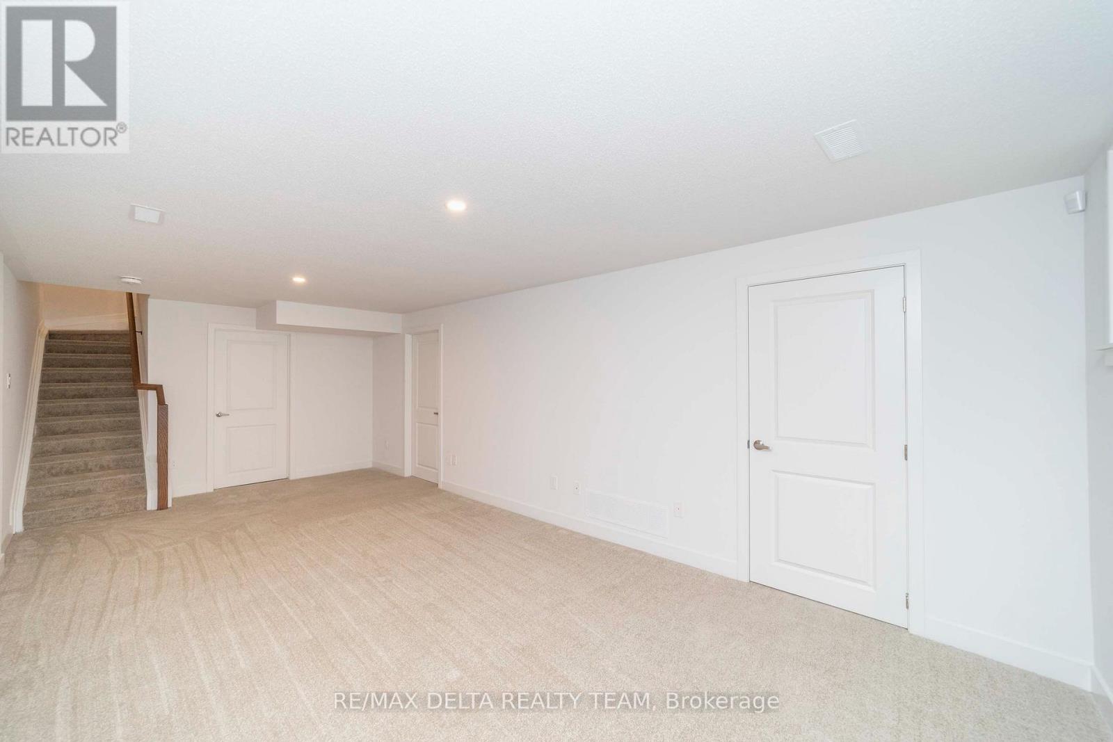 631 Knotridge Street — photo 23