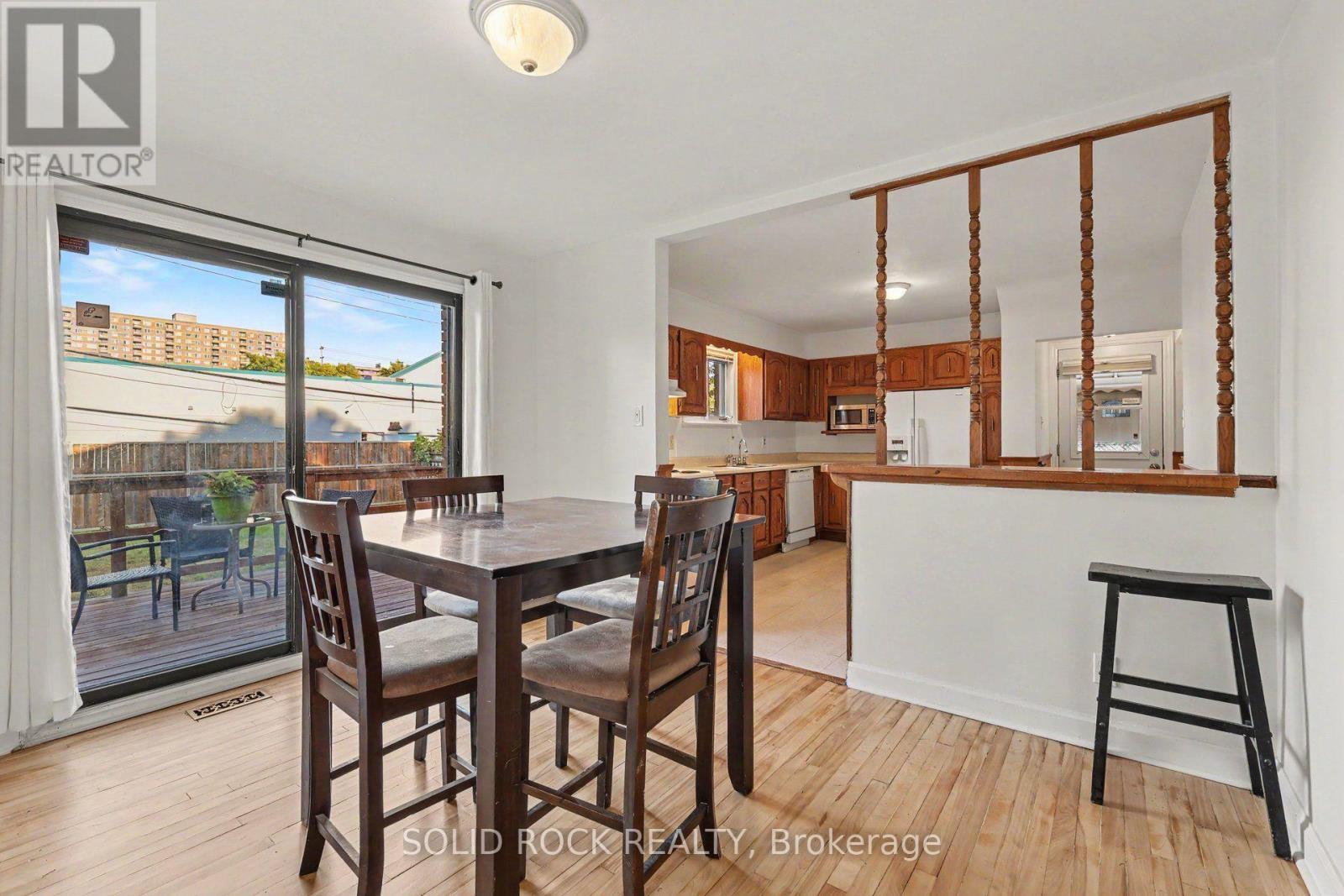667 Alesther Street — photo 8