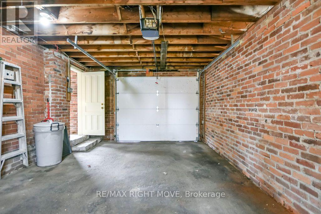 129 Coldwater Road West — photo 29