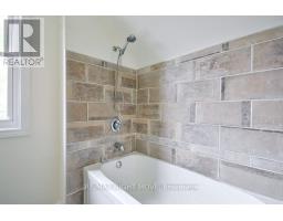 129 Coldwater Road W, Orillia, ON L3V3L5 Photo 25
