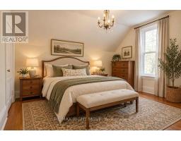 Bedroom - 129 Coldwater Road W, Orillia, ON L3V3L5 Photo 8