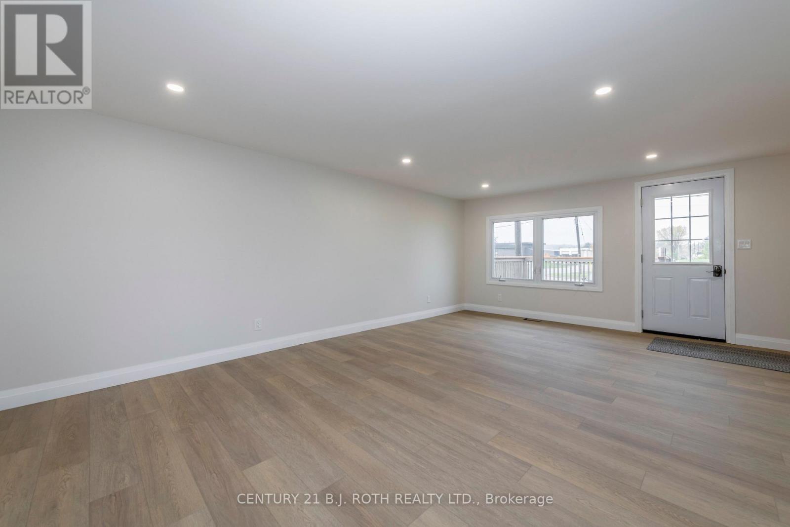 51 JAMES STREET E - 11