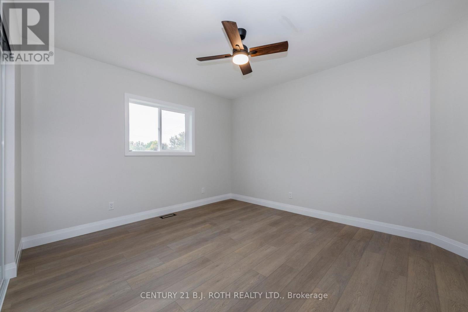 51 JAMES STREET E - 18