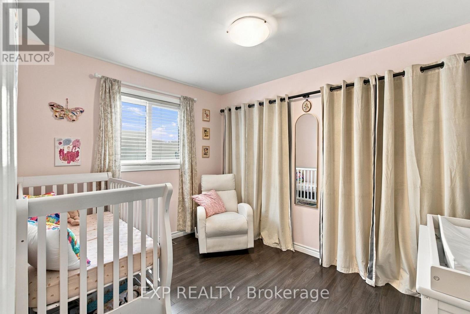 28 Maitland Street — photo 21