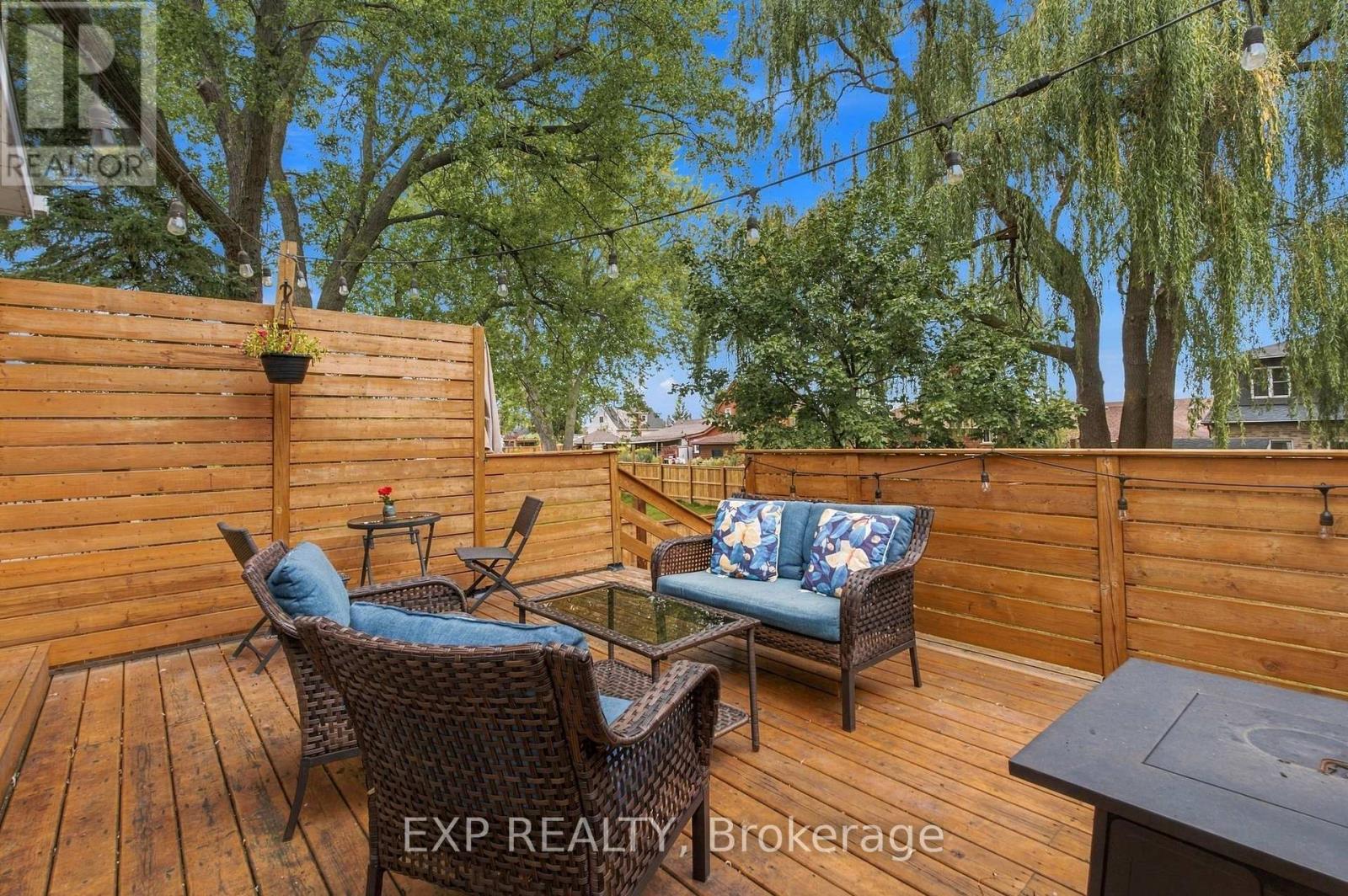 28 Maitland Street — photo 33
