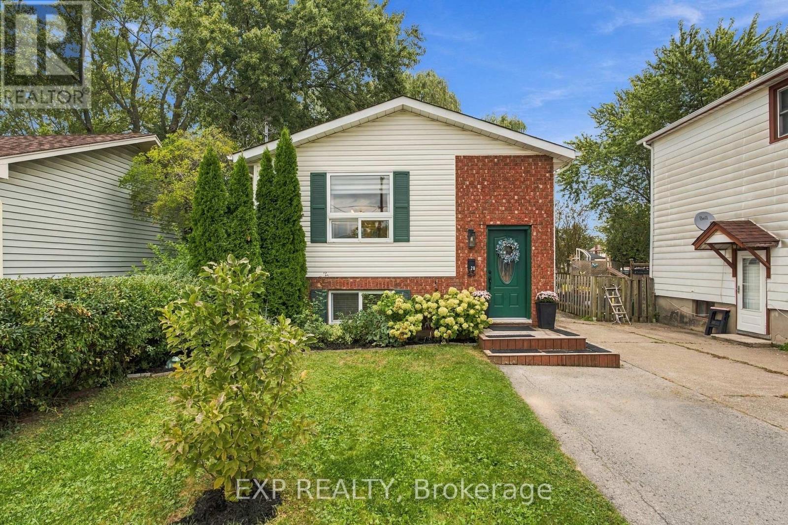 28 Maitland Street — photo 4