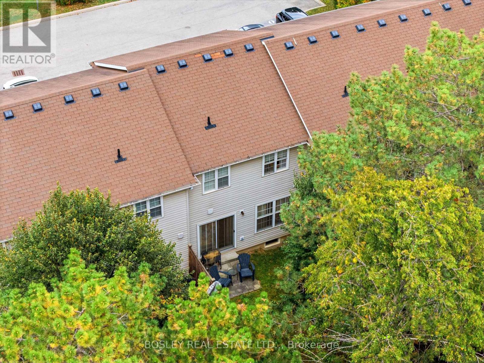 26 CHICORY CRESCENT - 32