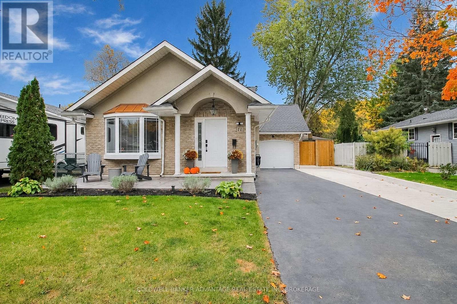 11 FALLINGBROOK DRIVE - 45
