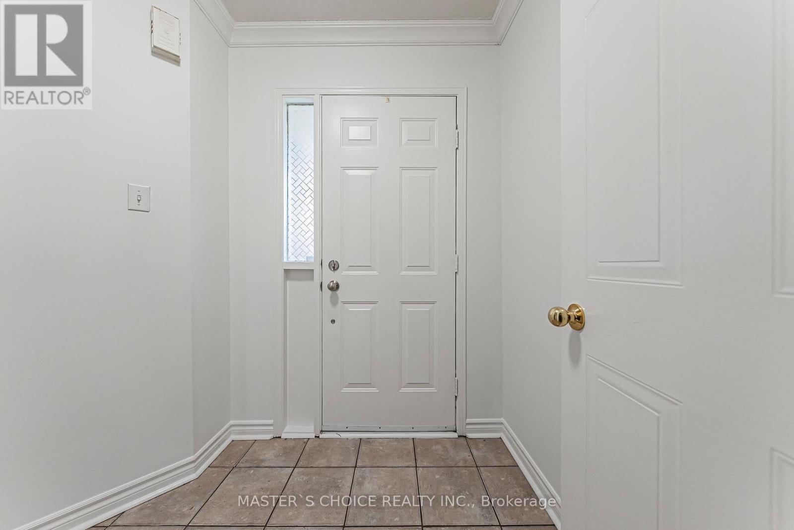 5557 CORTINA CRESCENT - 3