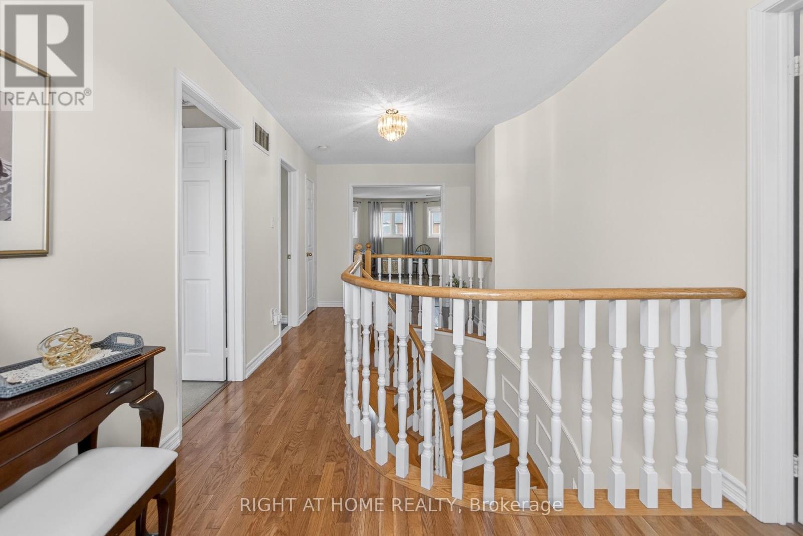 17 Eaton Street — photo 13