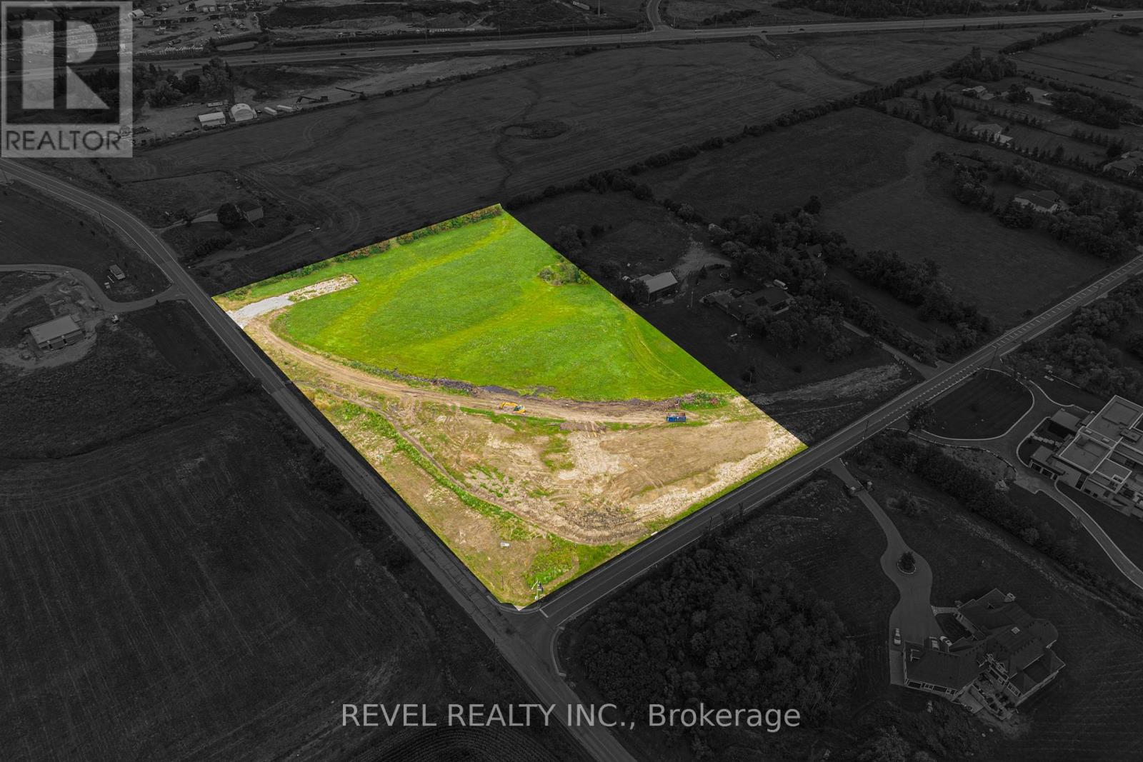5000 Henderson Road — photo 4