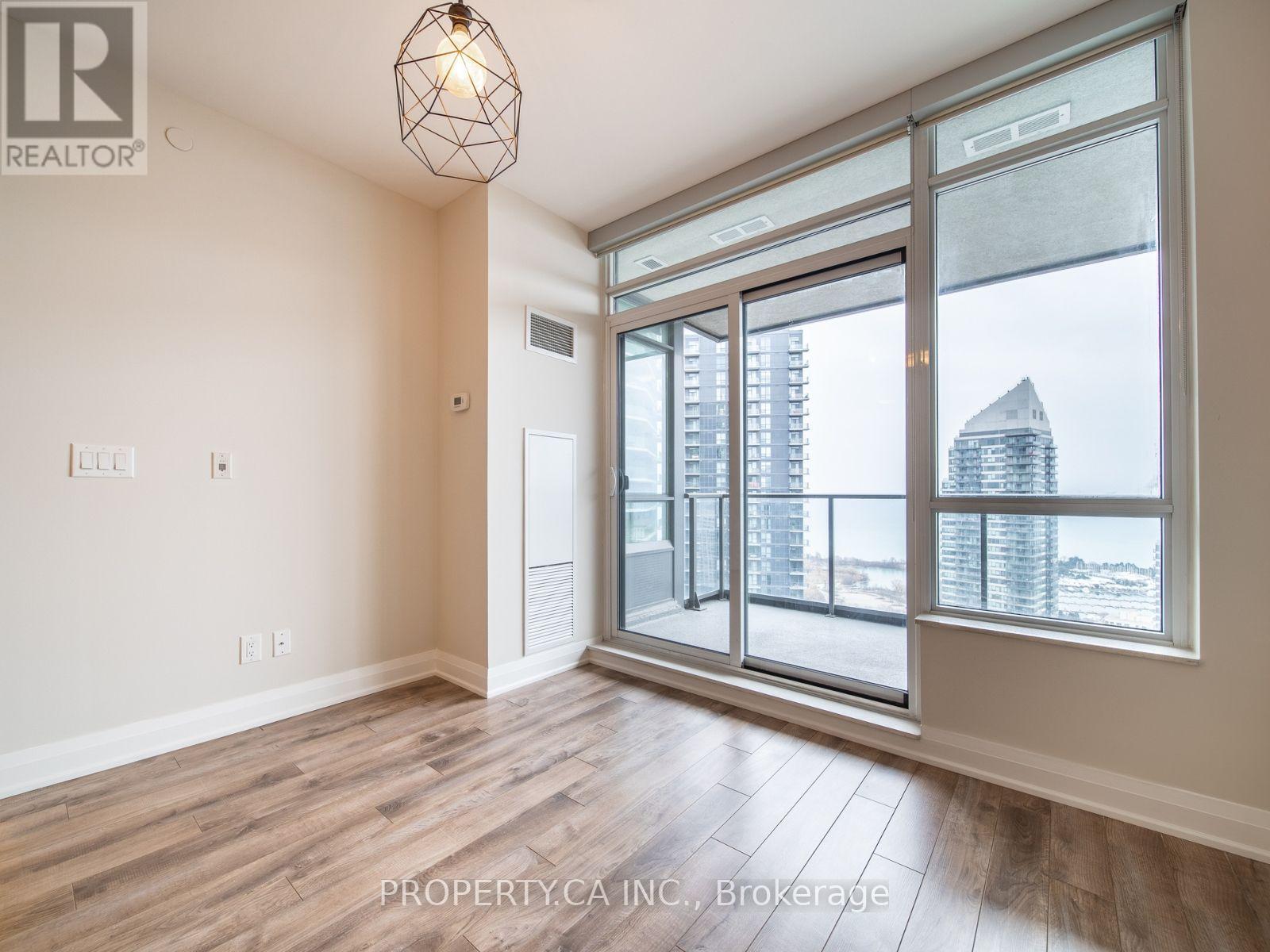 36 Park Lawn Road — photo 13
