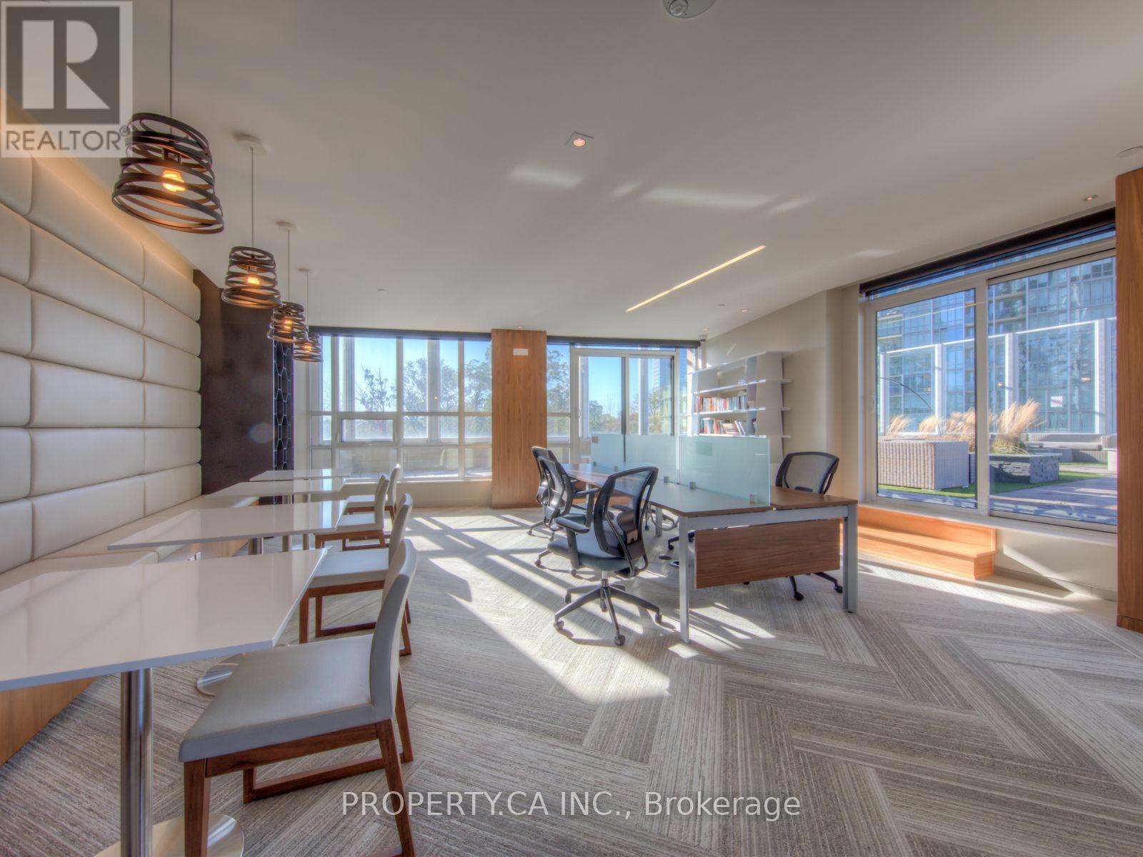 36 Park Lawn Road — photo 32