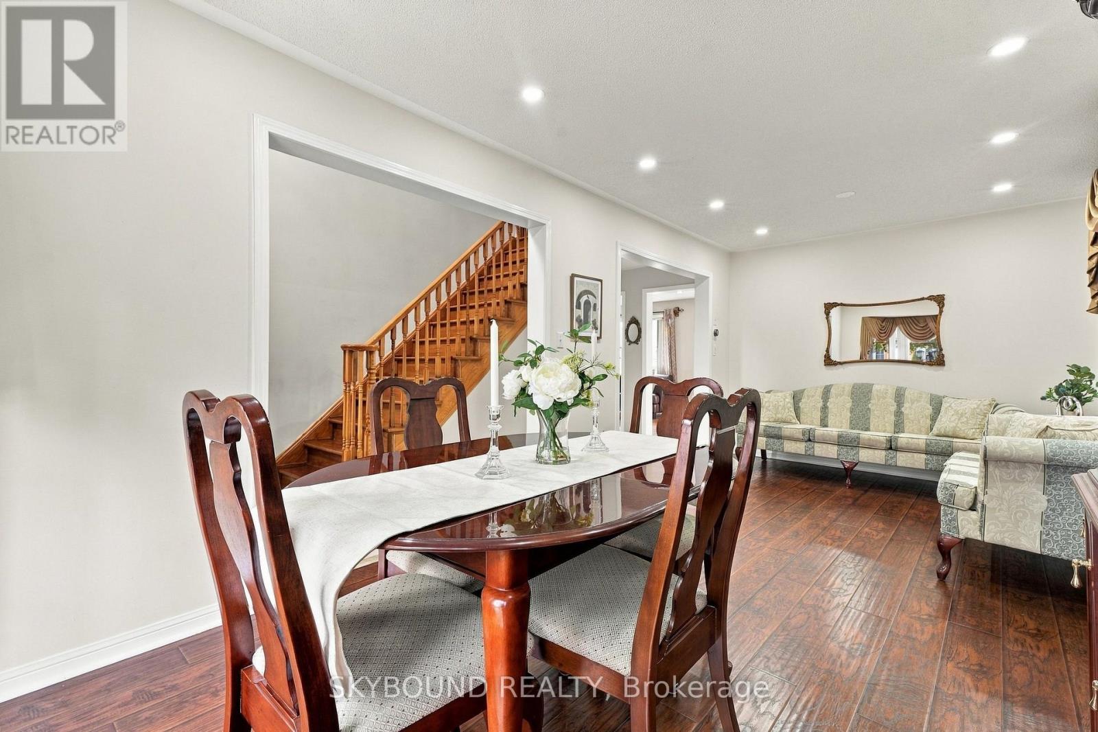 51 THORPE CRESCENT - 10