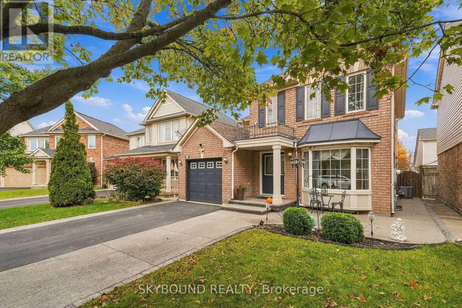 51 THORPE CRESCENT - 5
