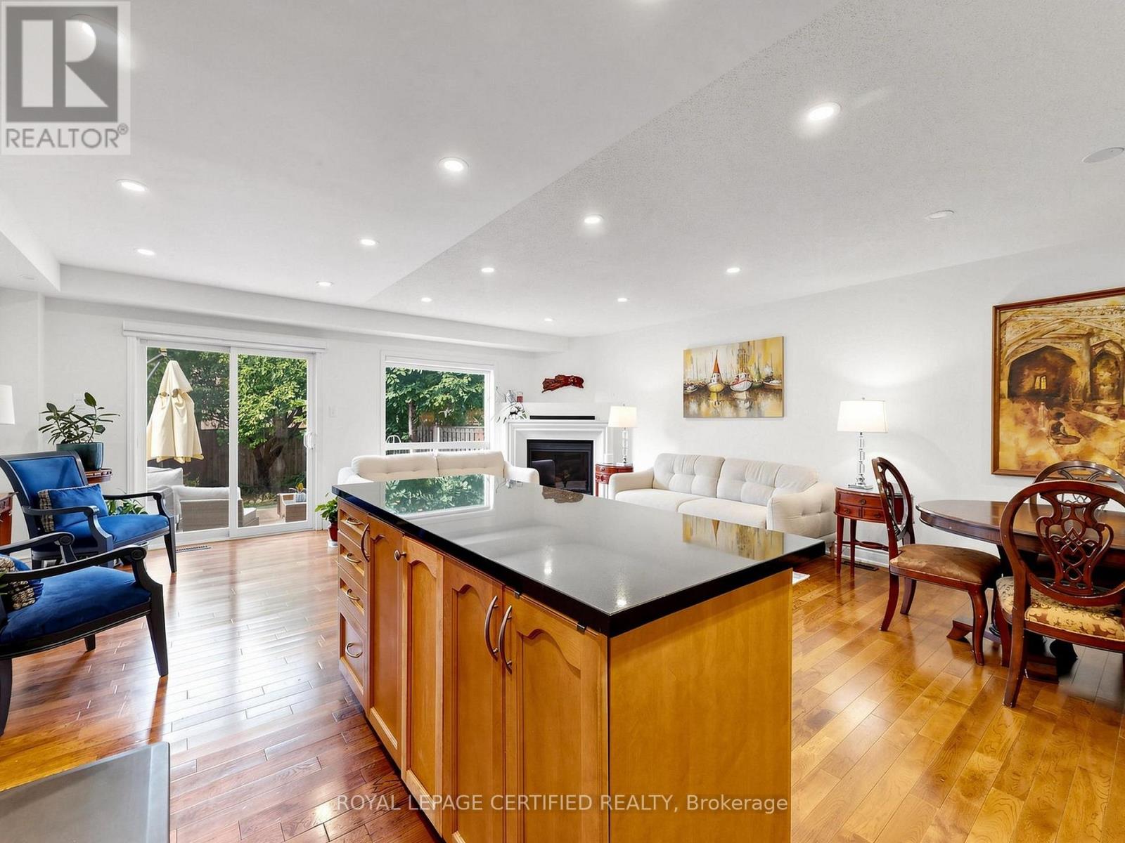 3947 Stardust Drive — photo 12