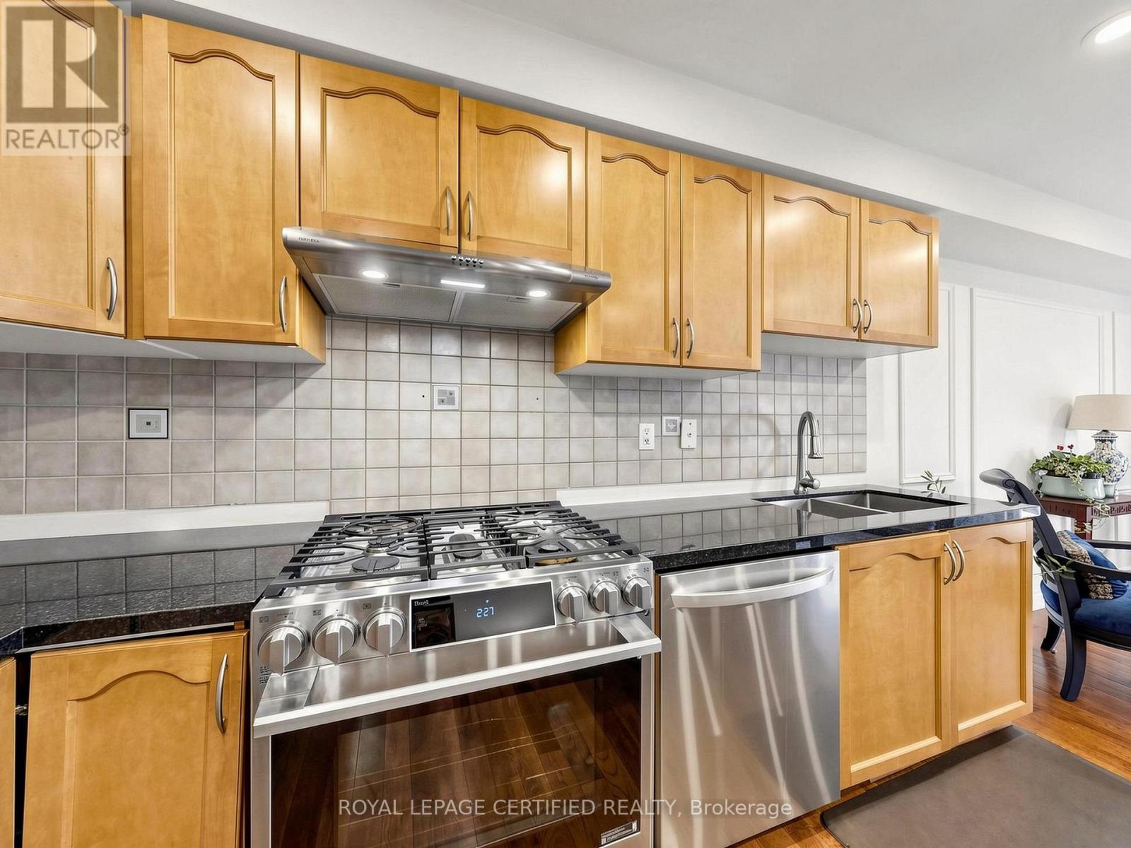 3947 Stardust Drive — photo 13