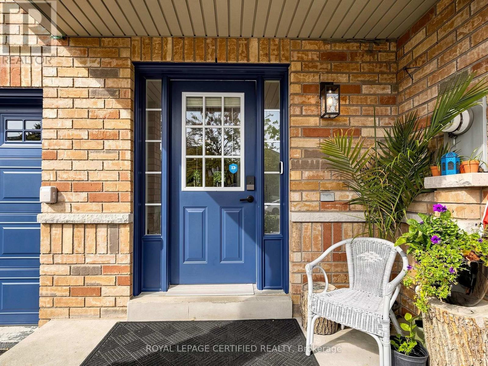 3947 Stardust Drive — photo 3