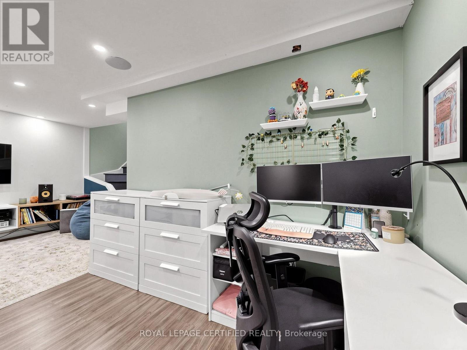 3947 Stardust Drive — photo 43