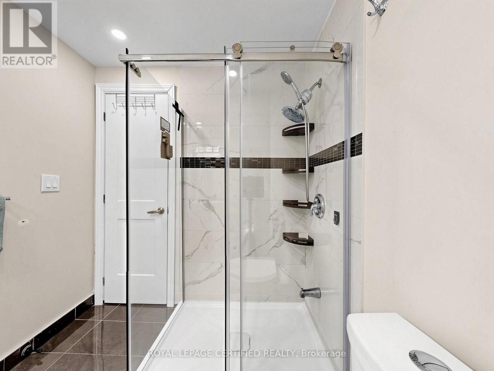 3947 Stardust Drive — photo 44