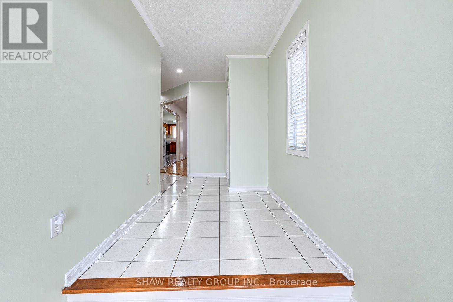 6484 Skipper Way — photo 4