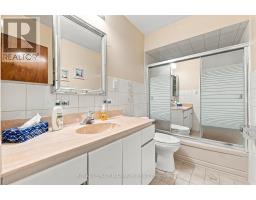 66 Spenvalley Drive, Toronto, ON M3L1Z1 Photo 19