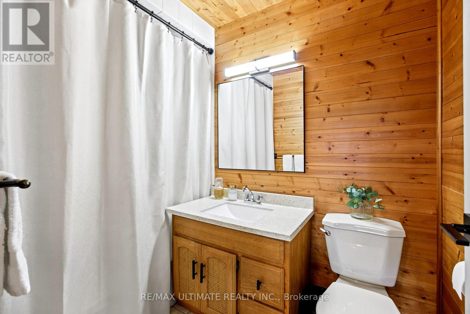 37 Banbury Court — photo 24