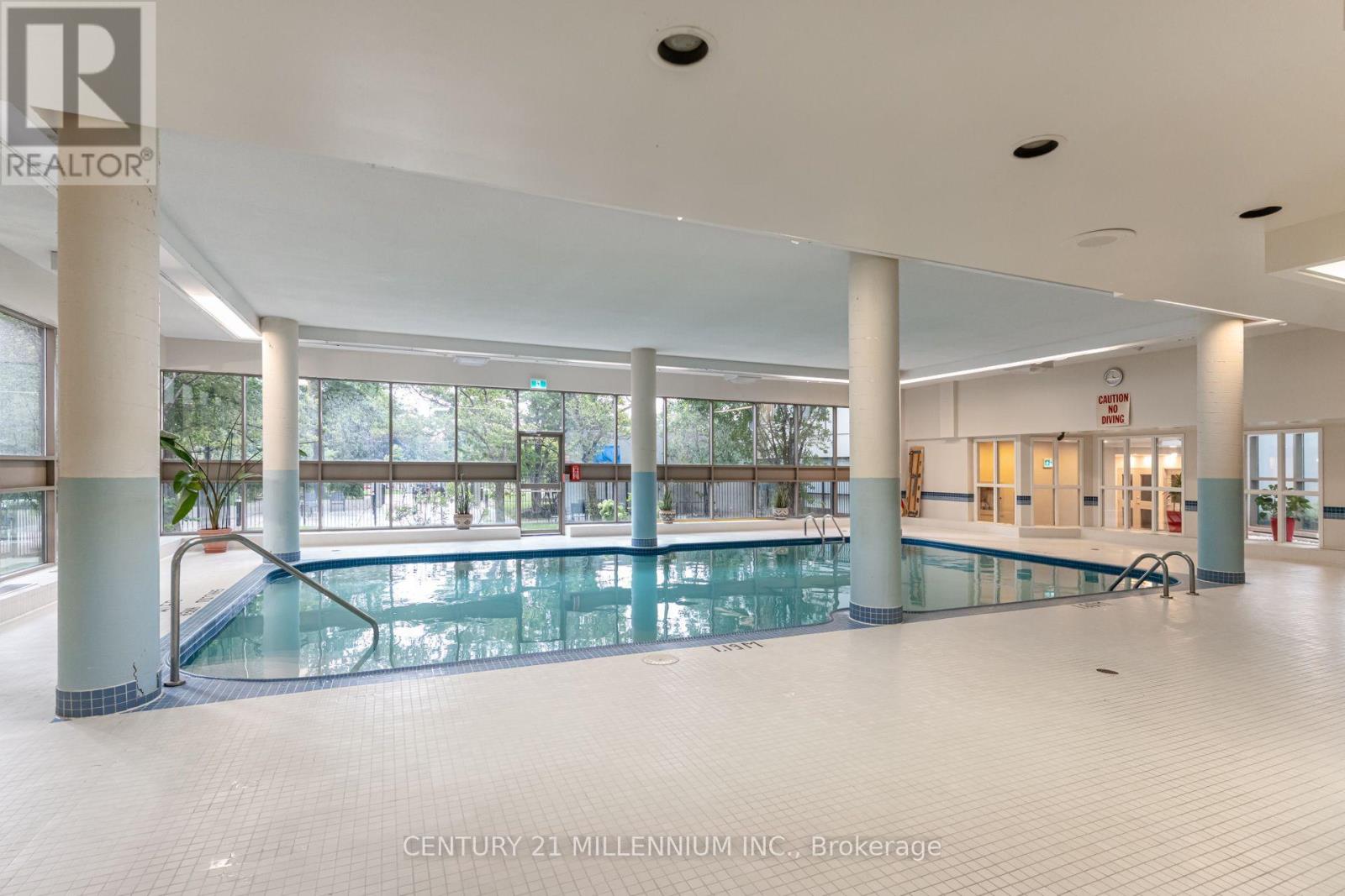 330 Rathburn Road West — photo 40
