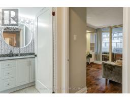 705 - 330 Rathburn Road W, Mississauga, ON L5B3Y1 Photo 27