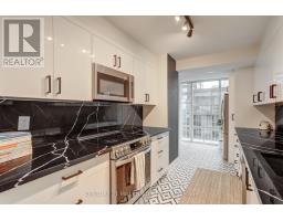 Bathroom - 705 - 330 Rathburn Road W, Mississauga, ON L5B3Y1 Photo 7
