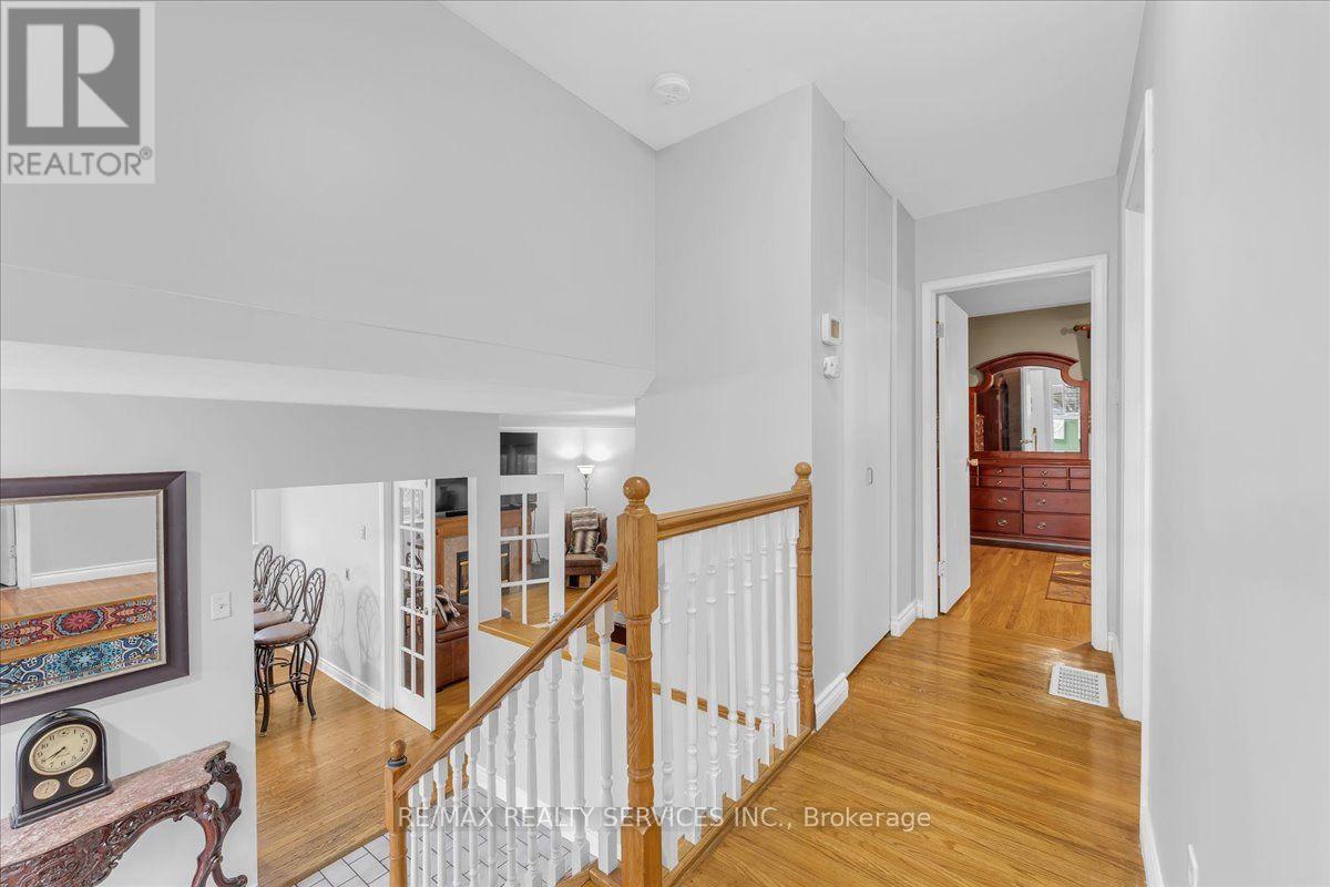 53 WINDERMERE COURT - 17