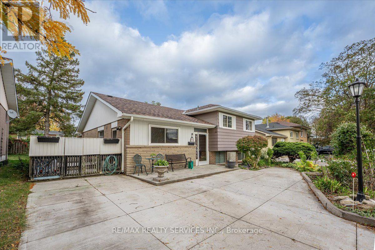 53 Windermere Court — photo 4