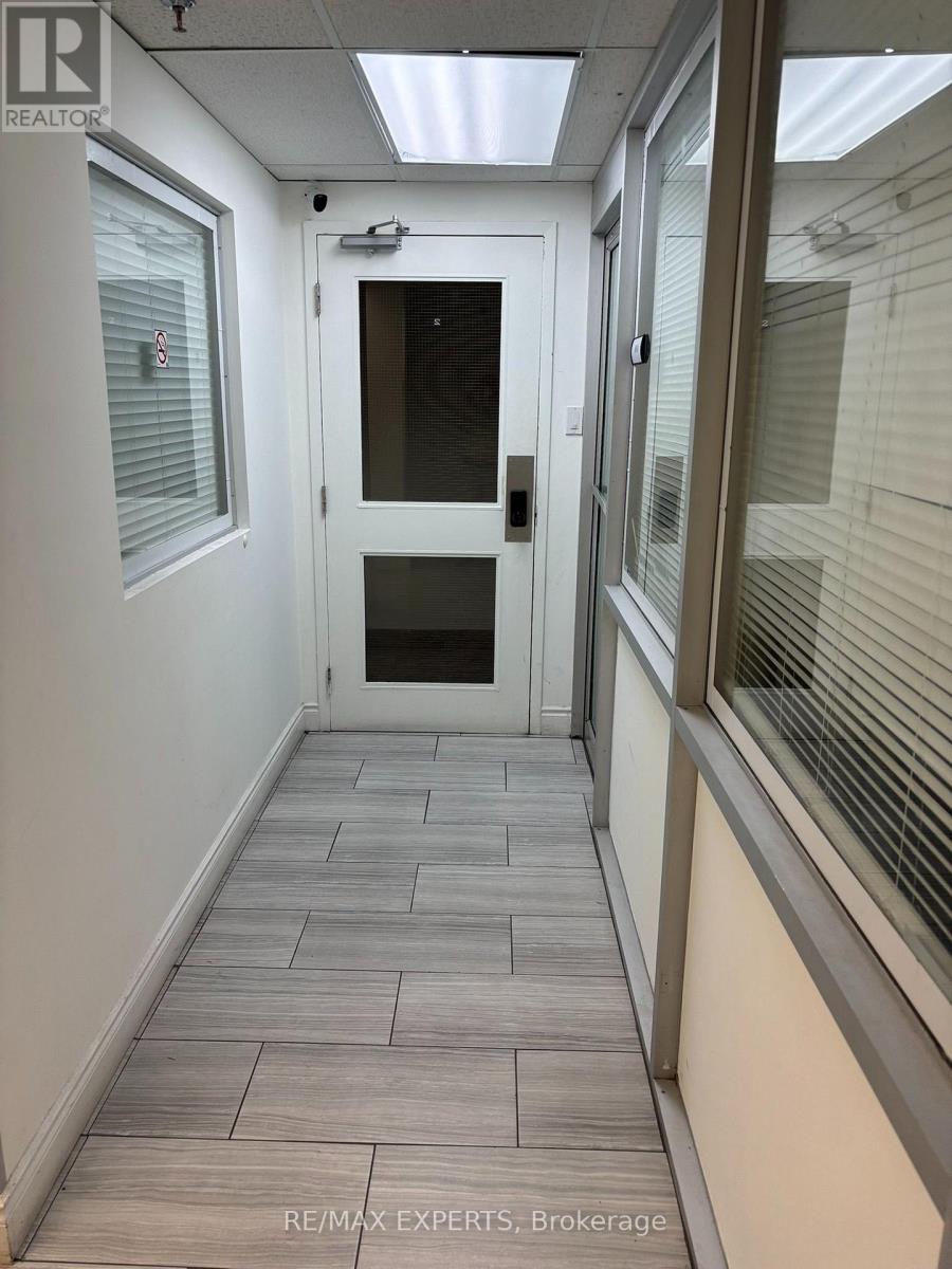 1270 Finch Avenue West — photo 13