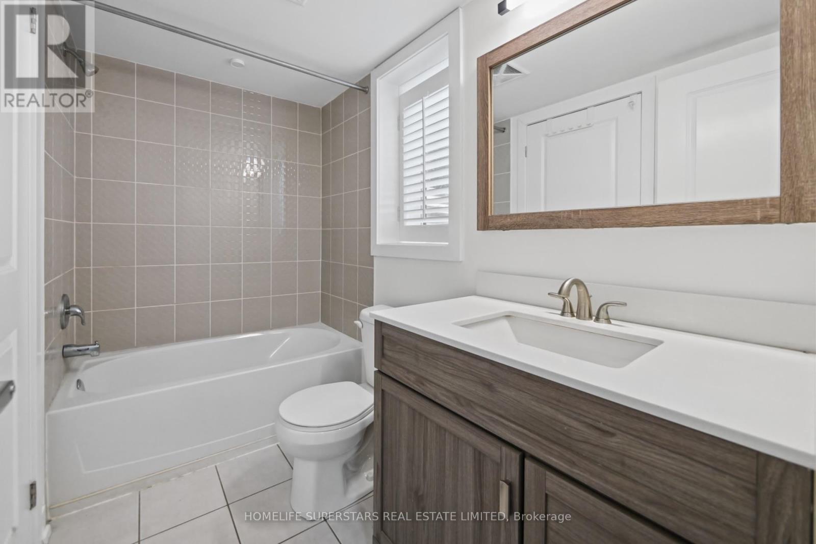 #413 8 DRUMMOND STREET - 10