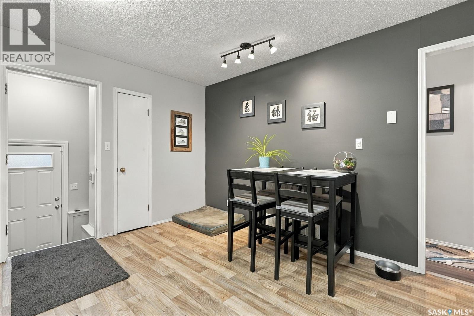 98 Magee CRESCENT - 11