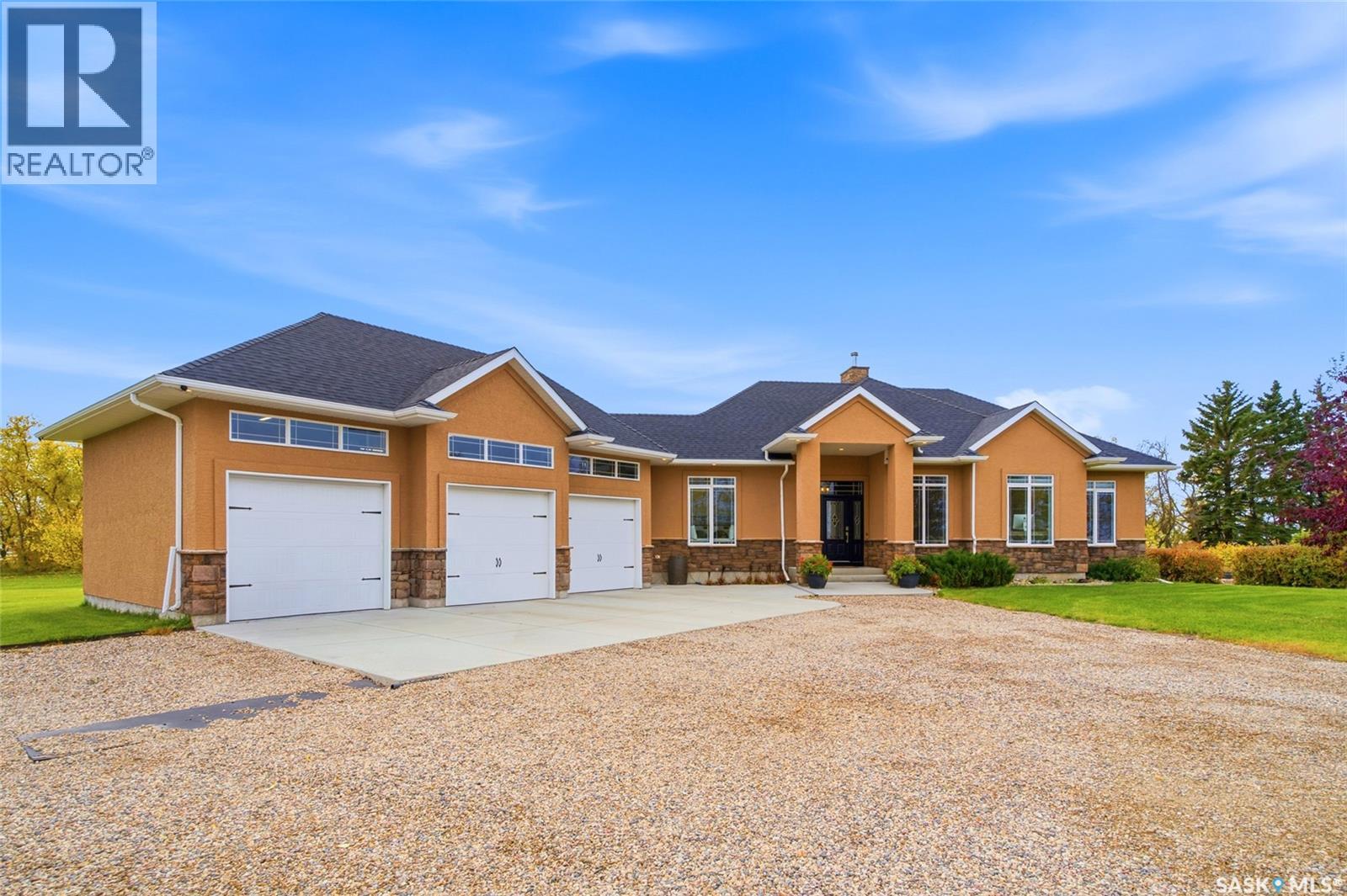 70 Silver Willows DRIVE, Laird Rm No. 404 — photo 3
