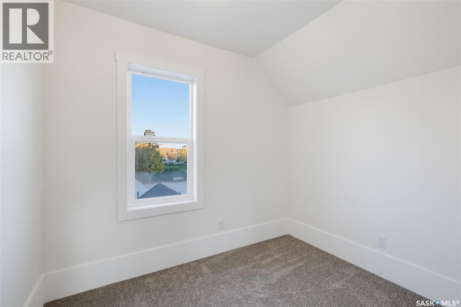 421 C AVENUE S, Saskatoon — photo 26