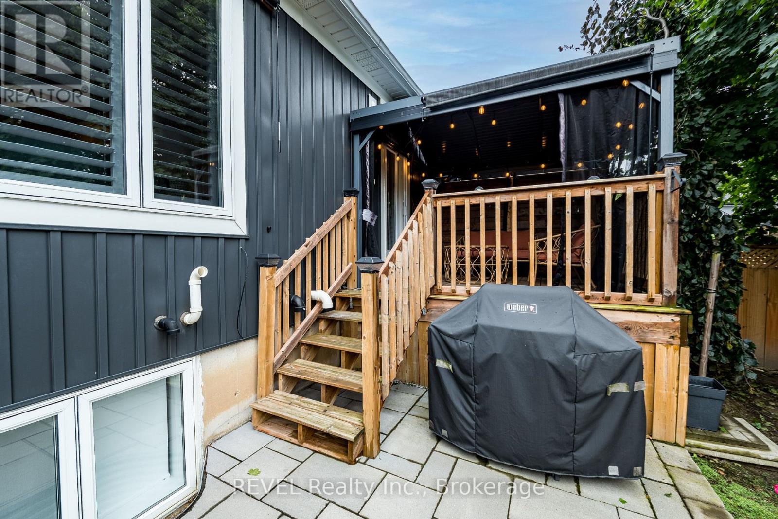 18 Princeton Common Street — photo 43