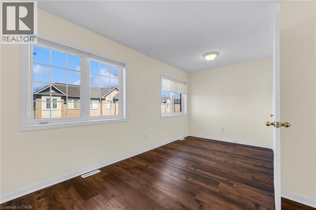 470 Beach Boulevard — photo 12