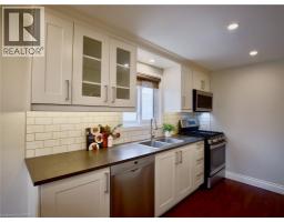 4pc Bathroom - 449 Exmoor Street, Waterloo, ON N2K3T7 Photo 7