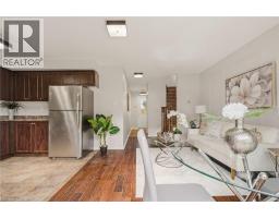 4pc Bathroom - 54 Duncan Avenue, Brantford, ON N3T5L5 Photo 6