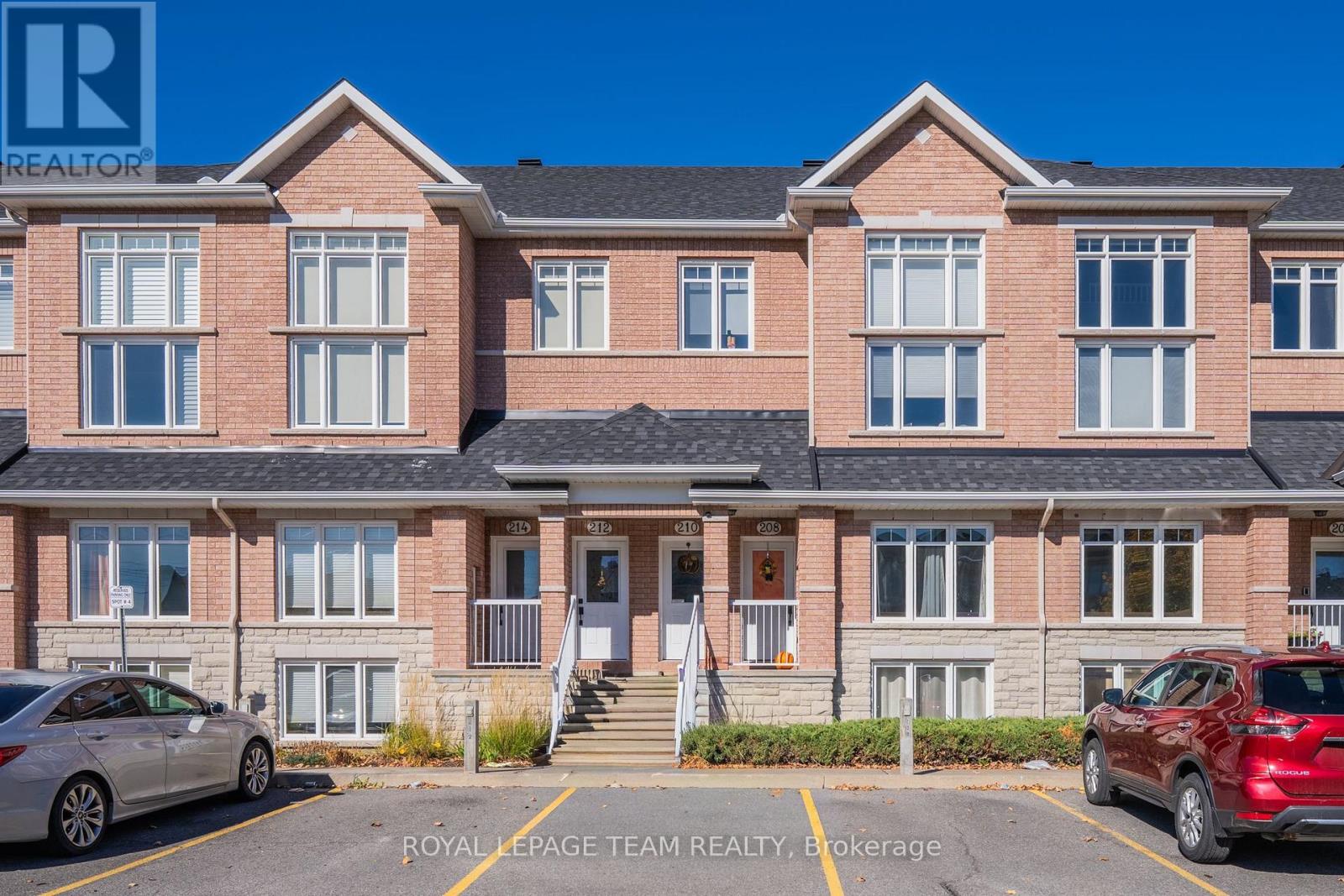 208 Tivoli Private — photo 2
